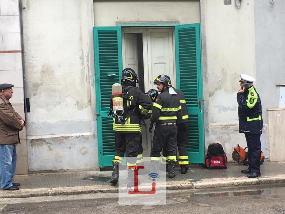 Dramma Della Solitudine Enne Trovato Morto In Casa