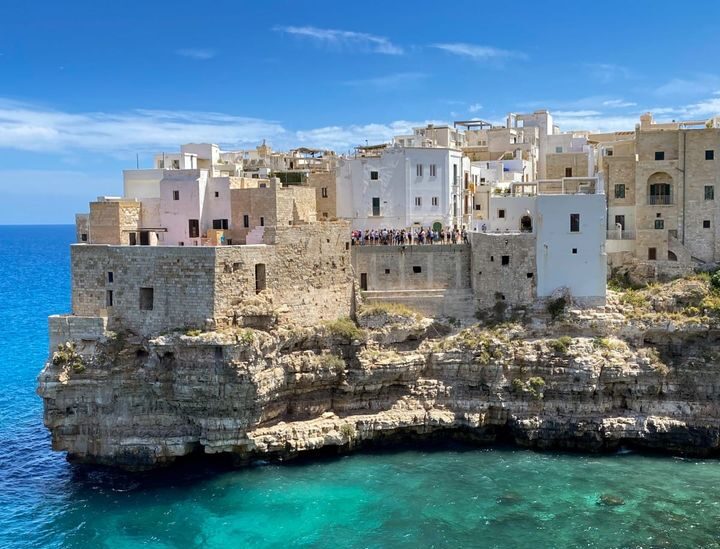 Covid A Polignano A Mare Altri Due Positivi Chiuso Palazzo Di Citta Test Per Tutti I Dipendenti Comunali